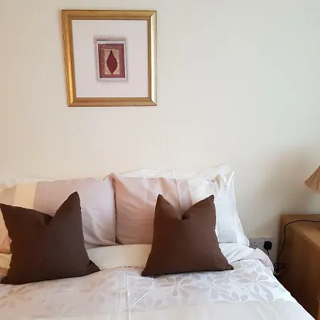 Daire 54 M2, 3 Yatak Odalı, 1 Banyolu Daire, Corstorphine Bölgesinde *