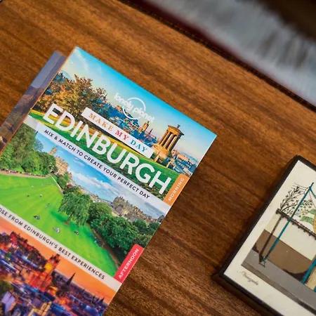 Scottish Stays - The Allanfield Apartment Edinburgh
