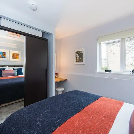 Apartment Scottish Stays - The Allanfield Apartment Edinburgh