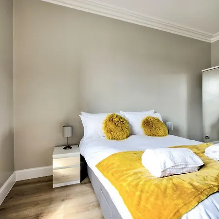 Leith Links Luxury Central ✰ Sleeps 6 Apartment Edinburgh