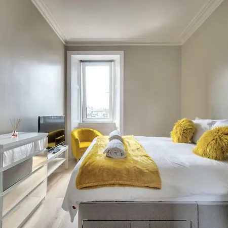 Leith Links Luxury Central ✰ Sleeps 6 Apartment *