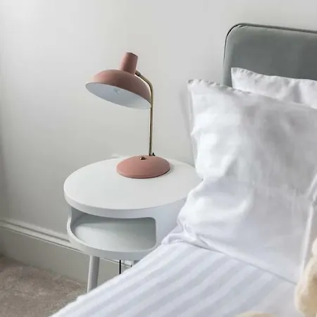 Luxurious Living In Gullane 펜션 *