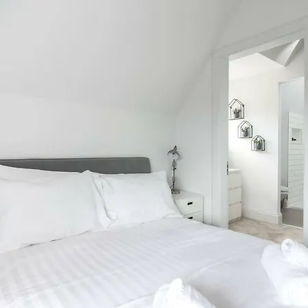 Luxurious Living In Gullane Edinburgh
