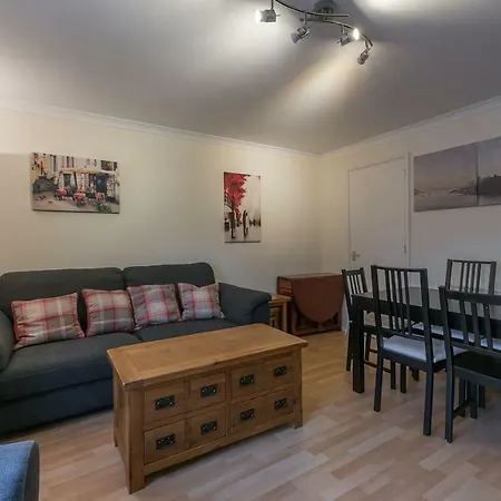 Two Bed City Centre With Private Parking Διαμέρισμα