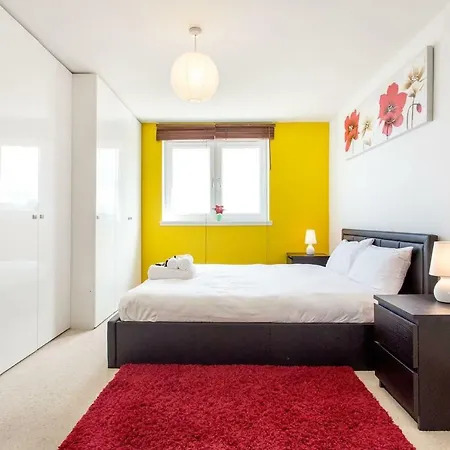 Apartment Beautiful 3br Seafront Apt. Balcony & Free Parking Edinburgh