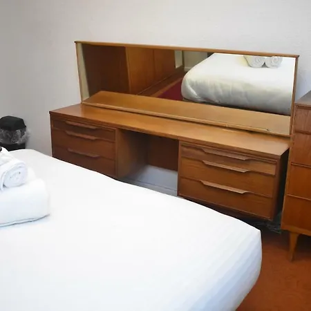 Homely 2br Apt In Residential Eastern شقة *
