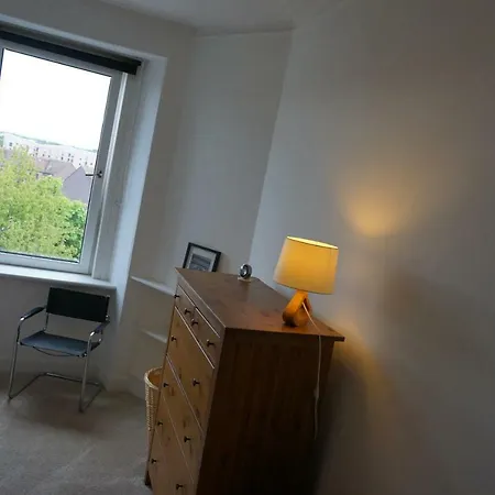 Bright And Spacious Flat By The Sea - Portobello Apartament *