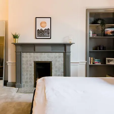 Apartamento Altido Gorgeous Georgian House In The Heart Of New Town *