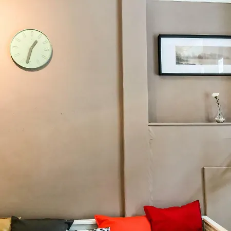 Apartment Bothwell * Superb City Centre