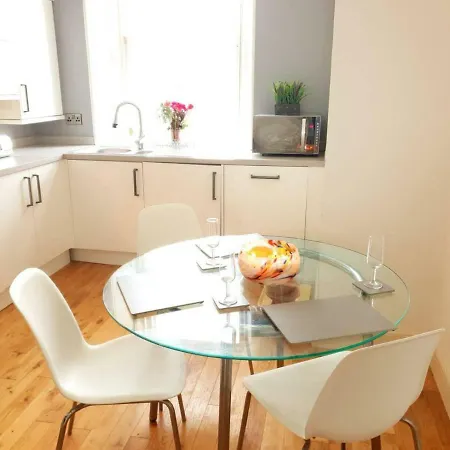 Apartment Newly Refurbished Duplex In City Centre