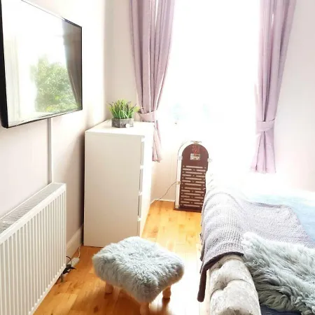 Apartment Newly Refurbished Duplex In City Centre