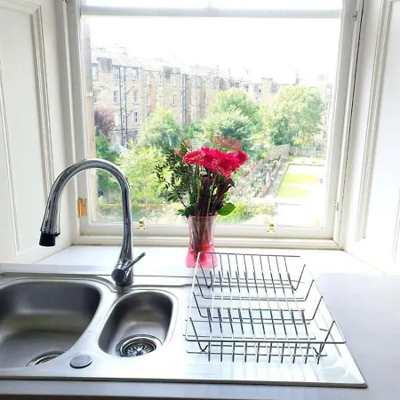 Apartment Newly Refurbished Duplex In City Centre