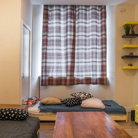 Edina * Bright City Centre Apartament *