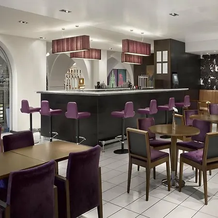Radisson Blu Hotel, Centre