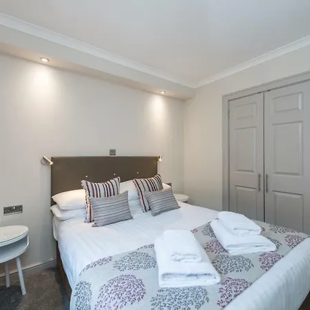 Fountain Court - Grove Apartahotel Edimburgo