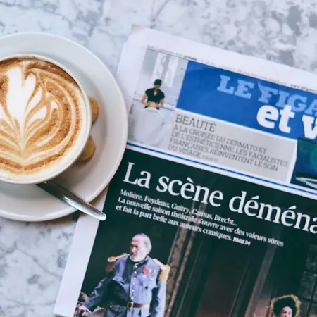 Le Monde فندق 4*