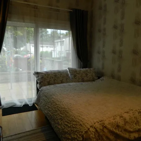 Double In Prestigious Grange-private Entrance Pansiyon