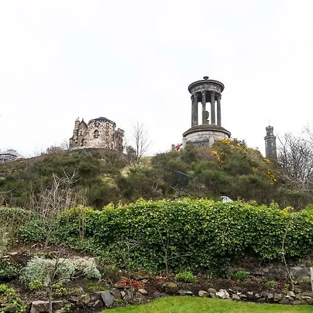 Altido Rock House: Historic Gem - Heart Of The