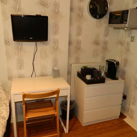 Double In Prestigious Grange-private Entrance Homestay Edinburgh