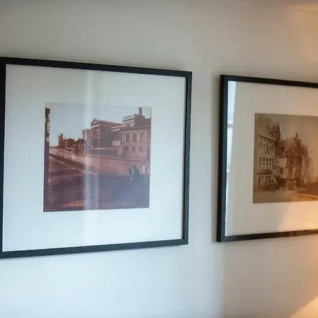 Altido Rock House: Historic Gem - Heart Of The Edinburgh