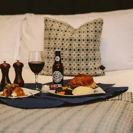 The On The Mile Hotel 4*