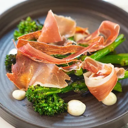 Le Monde 4* Edinburgh