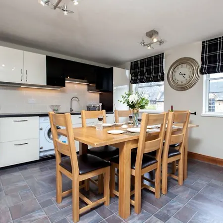 Apartment 2 Bedroom Centre Duplex Edinburgh