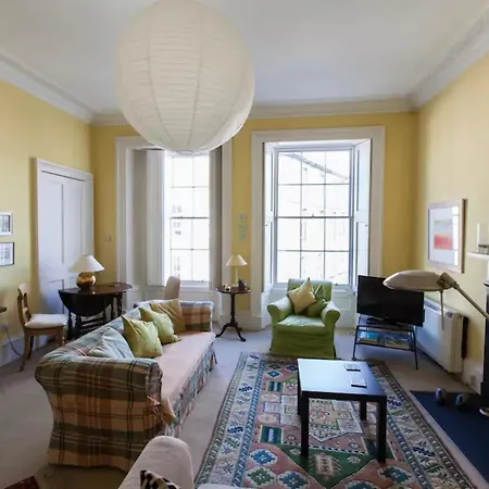 1 Bedroom New Town Flat Sleeps 2 Apartamento