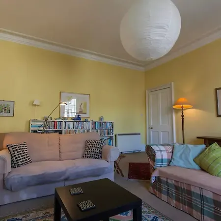 1 Bedroom New Town Flat Sleeps 2 Apartamento *