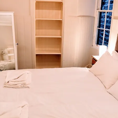 Appartement 3 Bedroom On The Royal Mile *
