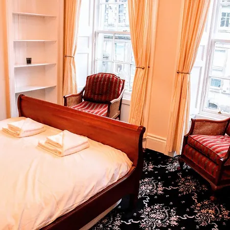 3 Bedroom On The Royal Mile Appartement *