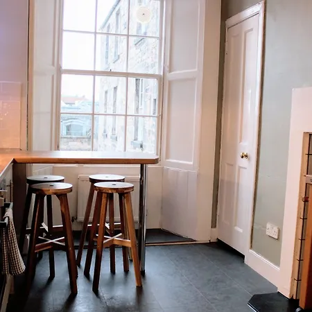 3 Bedroom On The Royal Mile Appartement