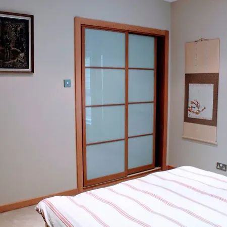 Apartamento 2 Bedroom With Sea View Sleeps 4 Edimburgo