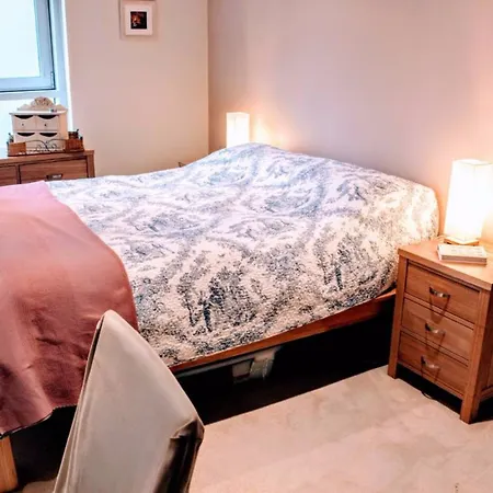 Apartamento 2 Bedroom With Sea View Sleeps 4