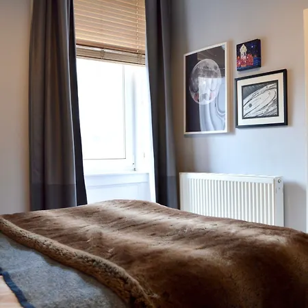 Appartement 1 Bedroom Flat In *
