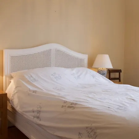 Spacious 1 Bedroom Stockbridge Flat Apartment *