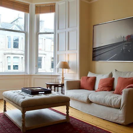 Apartment Spacious 1 Bedroom Stockbridge Flat