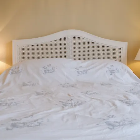 Spacious 1 Bedroom Stockbridge Flat