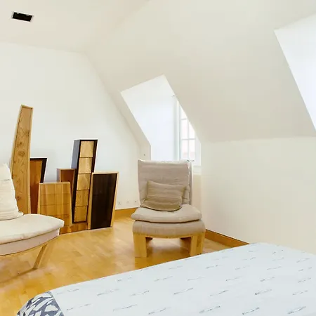 Unique Apartment *