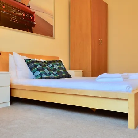 3 Bedroom Bruntsfield Flat Apartmán *