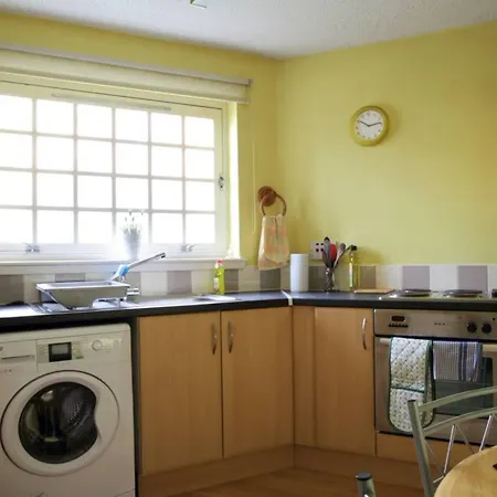 1 Bedroom By The Meadows Sleeps 2 *