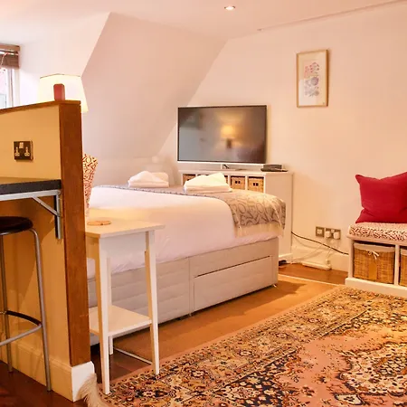 1 Bedroom In *