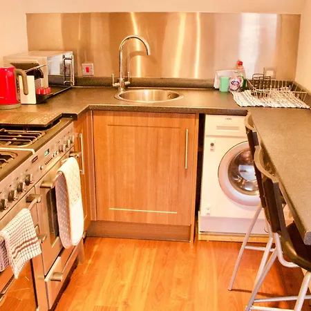 1 Bedroom In Apartment