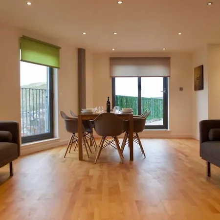 3 Bedroom With Private Roof Terrace Lejlighed