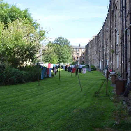 1 Bedroom Flat Near Murrayfield Stadium