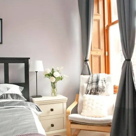 3 Bedroom In Bonnie Bruntsfield *