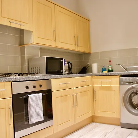 Appartement 2 Bedroom Flat Off Leith Walk Accommodates 7