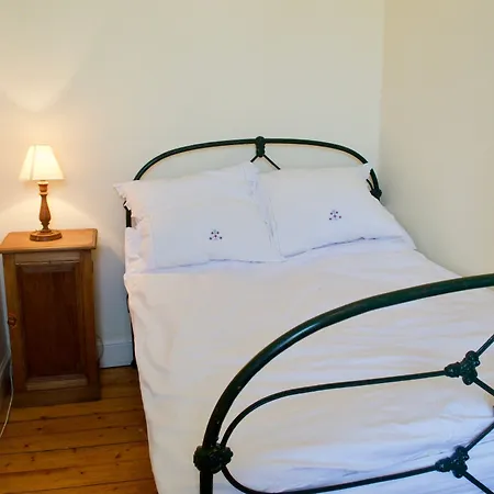 شقة 3 Bedroom Flat In Edinburgh's New Town Sleeps 6