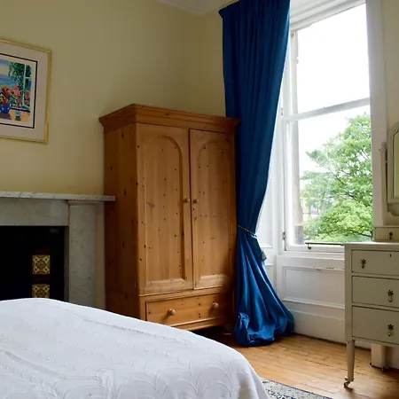 شقة 3 Bedroom Flat In Edinburgh's New Town Sleeps 6