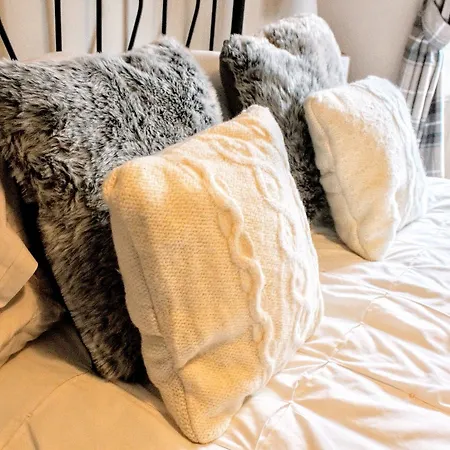1 Bedroom In Edinburgh